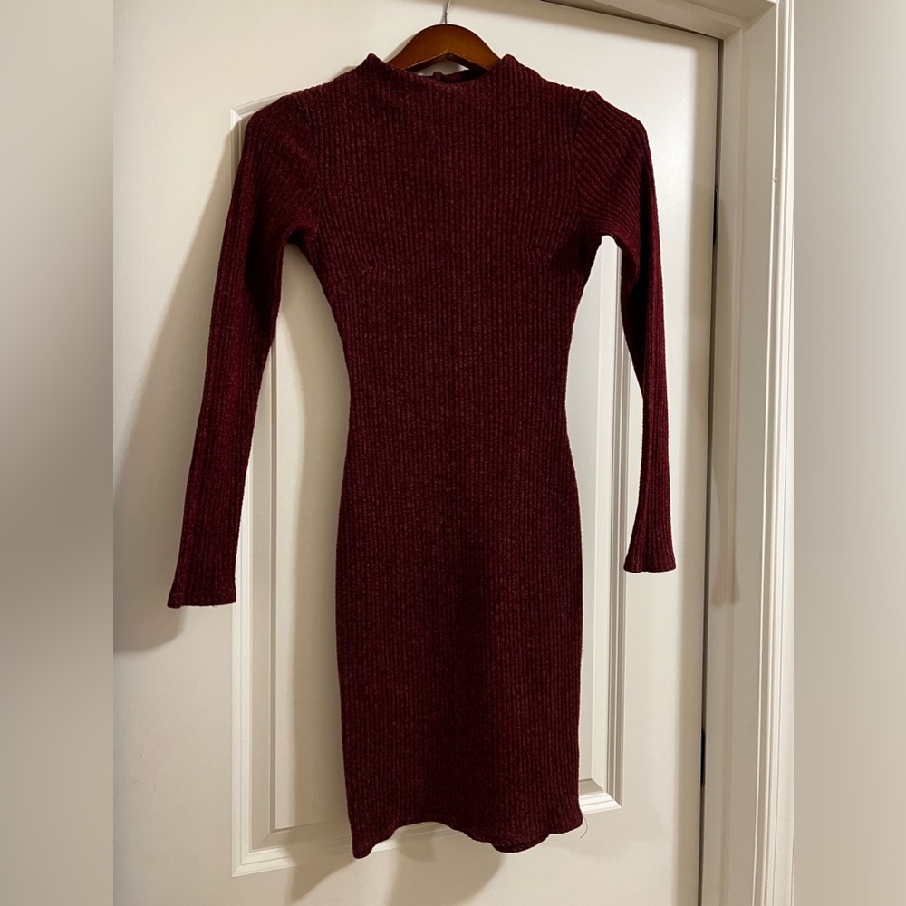 Elegant Long Sleeve Burgundy Dress